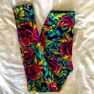 LuLaRoe OS leggings, blue/green geometric pattern with layered floral botanical